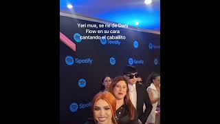 Yeri Mua se burla de Dani Flow en su cara YeriMua DaniFlow Humor polêmica Tendencia [upl. by Zelle]