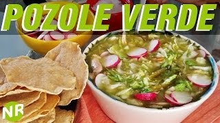 Como hacer pozole verde León Gto [upl. by Emelita755]