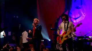 “I wanna be your Joey Ramone” cover by Gerard Way at Webster Hall New York 20141023 [upl. by Bounds]