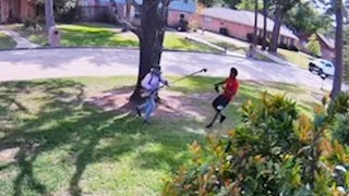 VIDEO Texas lawn worker uses weed eater to go after robbery suspects [upl. by Ronoel]