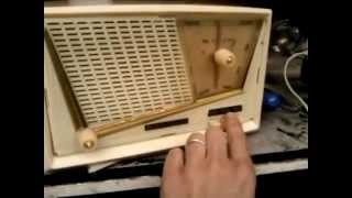 Poste Radio Grandin quotLabrador 471quot  1958 [upl. by Anirbus915]