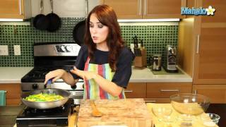 How to Saute Bell Peppers with Onions [upl. by Harbour]