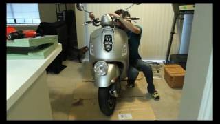 Whats up with my speedo Vespa GTV 300 [upl. by Bailie693]