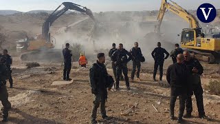 Israel desaloja y destruye la aldea beduina de Umm al Hiran [upl. by Elsie]