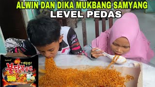 ALWIN DAN DIKA MUKBANG MIE SAMYANG [upl. by Atwahs]