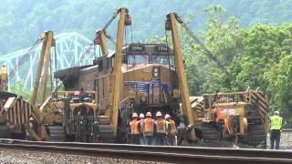 Re railing Union Pacific AC4400CWCTE 5594  Sewickley PA derailment site 7314 00021 [upl. by Araem811]