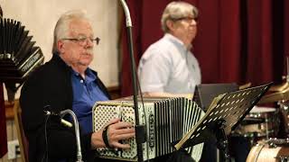 A German tune  Who Pays Waltz  40th Annual Concertina Bowl Blaine Minnesota [upl. by Kaasi]