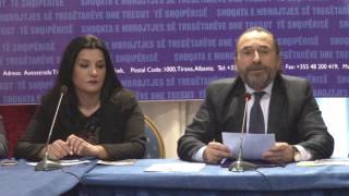 Report TV  Taksat biznesiVeliajt Të hiqen disa gjoba më të ulëta në 2017 [upl. by Acirehs]