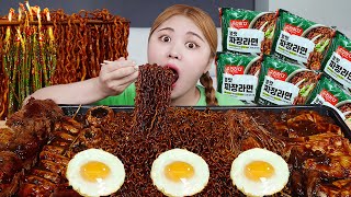 ASMR MUKBANG FRIED CHICKEN amp BLACK BEAN NOODLES by HIU 하이유 [upl. by Cinamod]