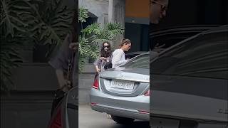 Kareena kapoor and karishma kapoor sister bond bollywood shorts bollywoodnews [upl. by Ynnot457]