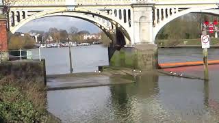 Devizes to Westminster  Richmond half lock portage [upl. by Alek]