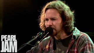 quotSocietyquot Live  Eddie Vedder ft Liam Finn  Water on the Road [upl. by Llenaj]