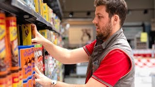 Une journée en tant quemployé de supermarché [upl. by Ahsemad461]