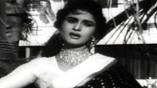 Yeh Rastey Hain Pyar Ke  Shashikala  Asha Bhosle  Yeh Rastey Hain Pyar Ke  Title Song [upl. by Childers]