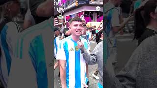 Banderazo argentino en Nueva York La sorpresa de un policía local ¿Qué hacen [upl. by Boyd]