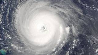 Cyclone Yasi Hits North Queensland Australia at 320 Kilometers Per Hour  Biggest Oz Storm Ever [upl. by Pearlman]