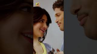 నాన్న ముందే రొమాన్సులు 😂  Race Gurram Movie  Allu Arjun  Shruti Haasan  ytshorts youtubeshorts [upl. by Loomis588]