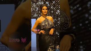 Priyanka chahar choudhary ramp walk  rampwalk priyankitbollywood lovearijitsinghshortsviral [upl. by Ecissej]