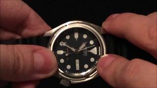 How To Change The Bezel Insert On Your Seiko SKX To Get The Batman Or Hulk Look [upl. by Sera]