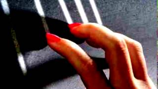 Fingernails Scrape Blackboard Sound Effect [upl. by Oniotna]