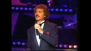 Engelbert Humperdinck Spectacular Show [upl. by Ahtelahs]