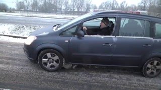 Ijzel Groningen en geen mens op straat bijna [upl. by Nehemiah]