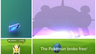 Using MAGNETIC LURE MODULE to evolve MAGNETON and others caught from it pokemongo pokemon [upl. by Fidellas]