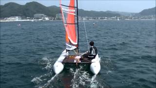 wwwminicatJapancom MiniCat Inflatable Catamaran 420 Evoque and 310 Sport sailing in Hayama [upl. by Narhet264]