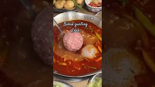 Bakso guntingshortvideos bakso baksosuper baksoenak kuliner [upl. by Itirahc]