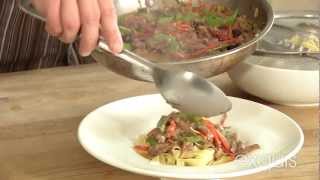 Fettucine au confit de canard  p 32  Magazine Exquis 6 Lart de marier les vins et les mets [upl. by Drofub939]