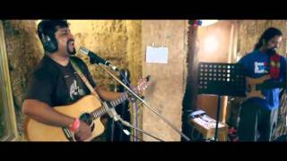 Raghu Dixit  Gudugudiya Sedi Nodo Cowshed Glastonbury 2011 [upl. by Theresita]