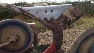 Beginners Guide To Ploughing Part 1 Plough Set Up And Tips [upl. by Maupin]