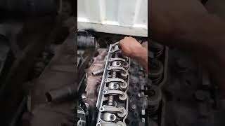 How to engine tapper rocker assembly fitting diesel mechanic [upl. by Odidnac819]