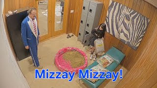 Mizzy Gets the Catbox  fishtankLIVE  Season 3  Day 22 [upl. by Beffrey761]