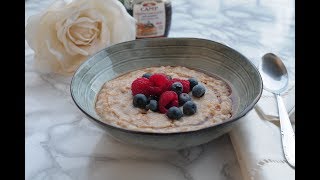 Porridge con fiocchi davena Ricetta facile e vegan [upl. by Latouche]