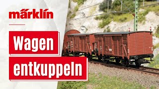 Märklin Wagen entkuppeln  Modelleisenbahn Tutorial [upl. by Ronyam250]