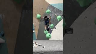 5 essais pour réussir cette pépite escalade boulderclimber olympics [upl. by Esinej]