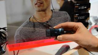 Auricolare Sony Smart Wireless Headset Pro  MWC 2012 [upl. by Harraf]