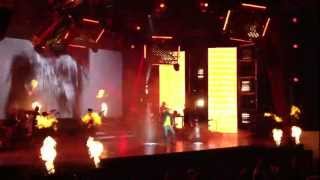 Tarkan  Acımayacak Live Harbiye 29082012 [upl. by Kyte]