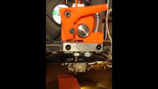 Makerbot Replicator 1 amp 2 Extruder Upgrade  Delrin Plunger Replacement [upl. by Rellim]