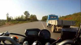 Yamaha XJ6 VS Police [upl. by Adnilak]