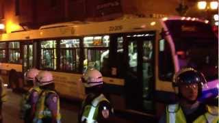 Bus remplis de manifestants menottés dans la rue St Dominique le 19 Mai 2012 à Montréal [upl. by Boony]