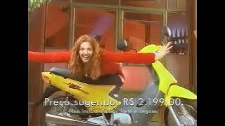 Comercial Antigo 1998  Honda Biz  Com Tudo Ela Combina  AI Upscale UHD 4K 2160p 60fps [upl. by Oicnaneb465]