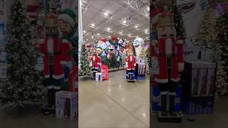 A Lowes Christmas🎅🎄 lowes loweshomeimprovement christmasdecorations christmas christmastree [upl. by Platus]