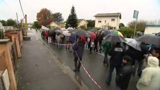 Mobilisation contre la fermeture de la piscine à Ambarès en Gironde [upl. by Lander]