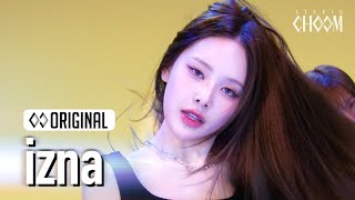 izna이즈나 IZNA 4K  STUDIO CHOOM ORIGINAL [upl. by Asoral467]