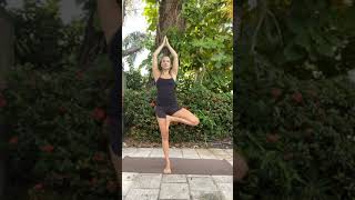 Prática de Yoga com May Beckhauser [upl. by Tiff805]