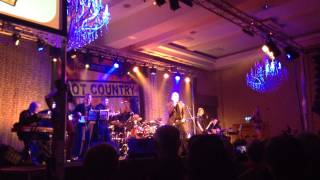 Lee Matthews Cotton Eye Joe Hot Country Awards 2015 [upl. by Oahc]