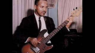 James Jamersons isolated bass on quotStanding In The Shadows Of Lovequot [upl. by Ennahteb]