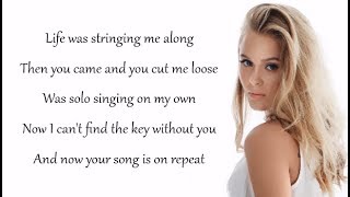 Clean Bandit  SYMPHONY Lyrics feat Zara Larsson [upl. by Estrella]